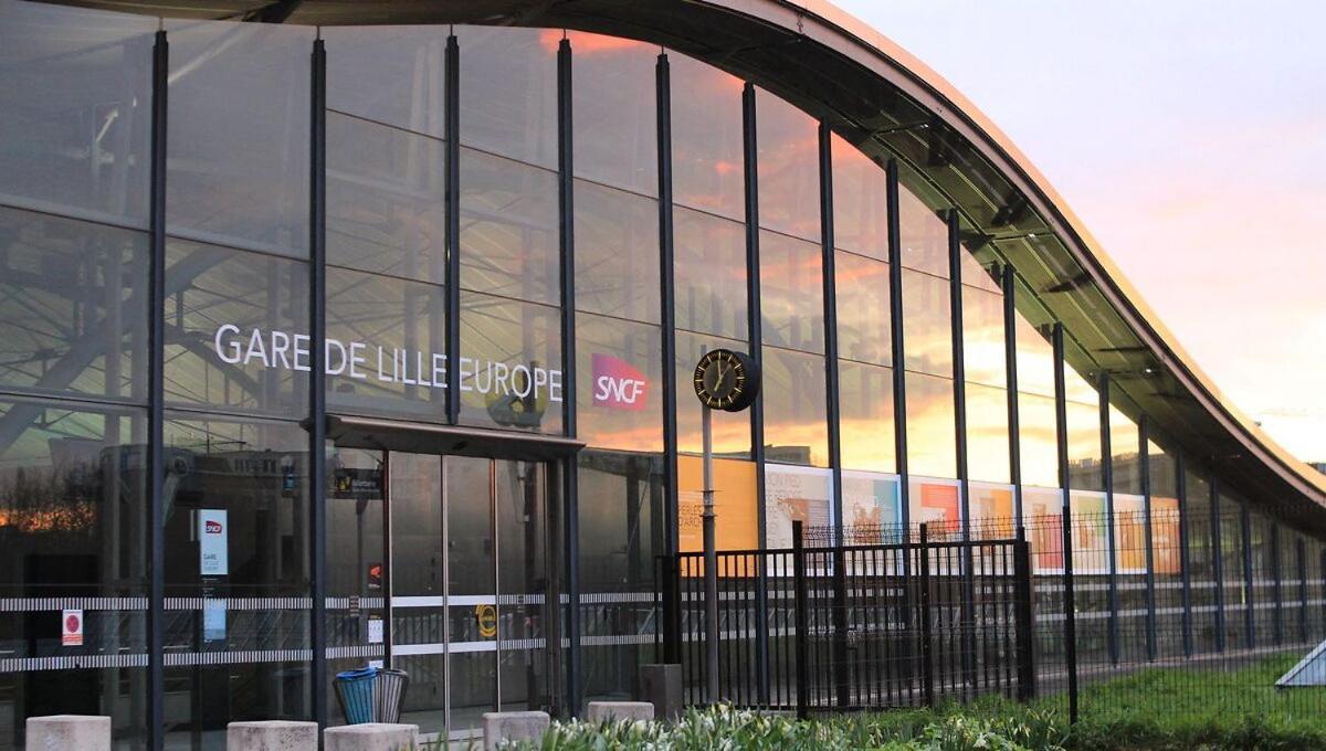 Gares - Duplex Avec Parking * Lille