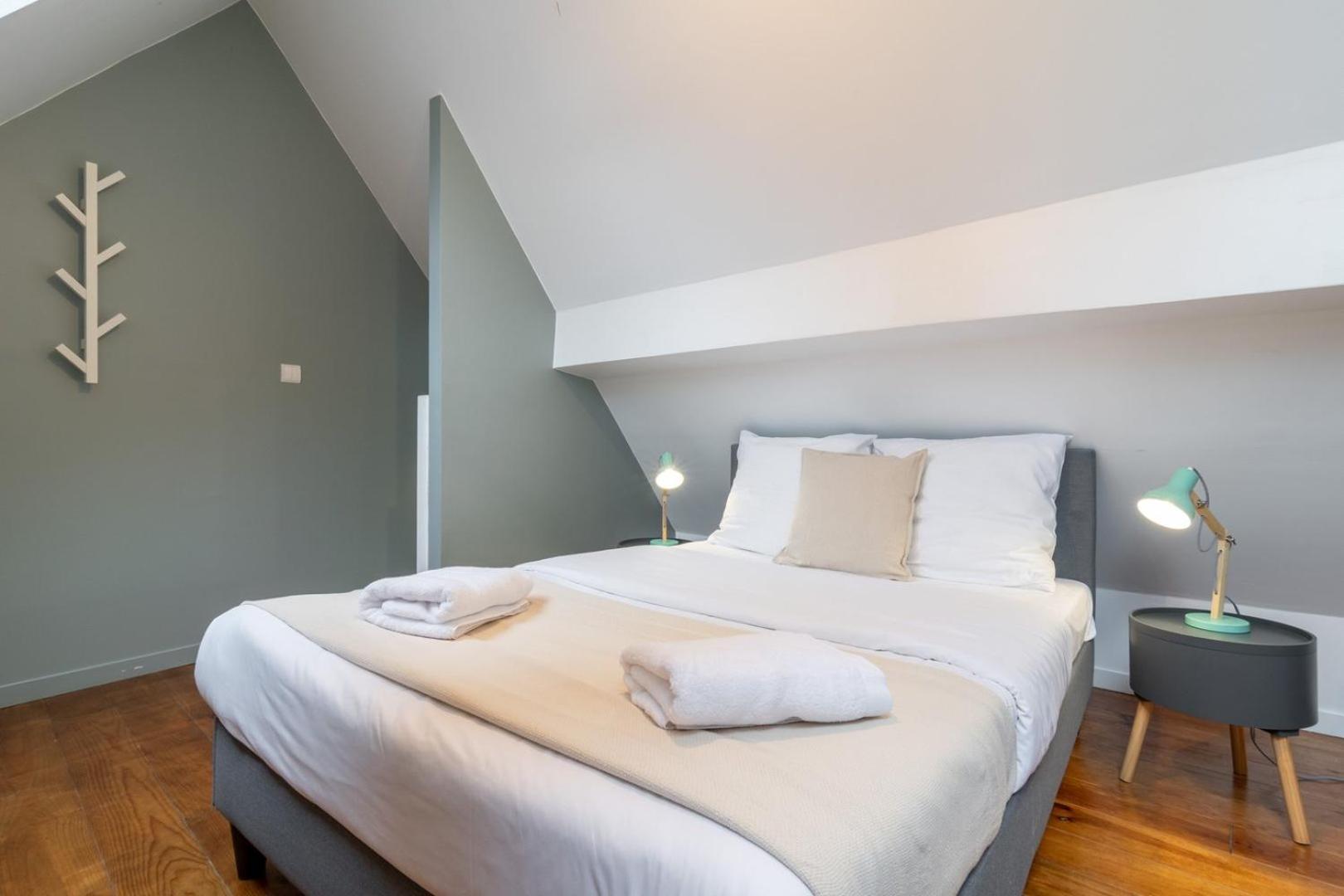 Gares - Duplex Avec Parking Lille